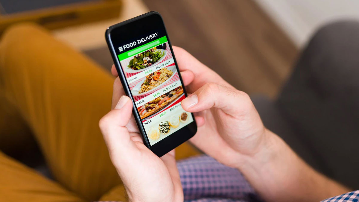 How long can you sit in a restaurant without ordering