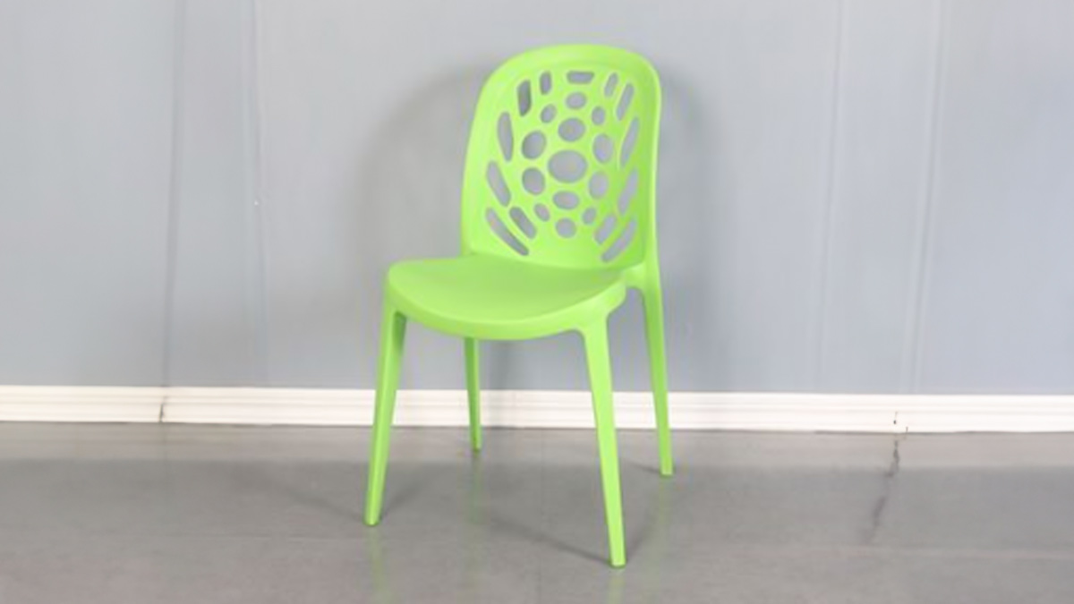 plastic chair (2)
