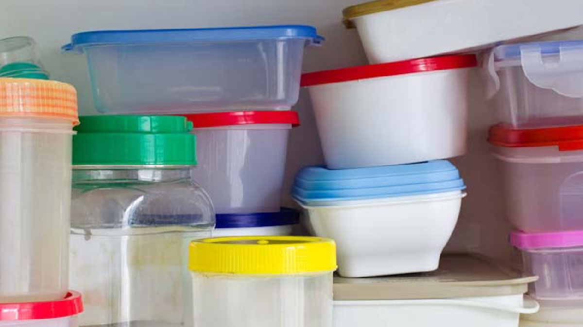 diwali hacks how to clean kitchen plastic containers easily