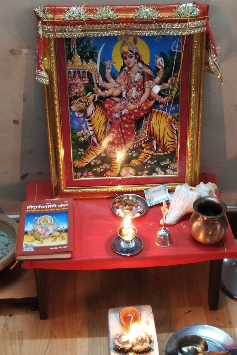 bring these things at home before the end of navratri for money