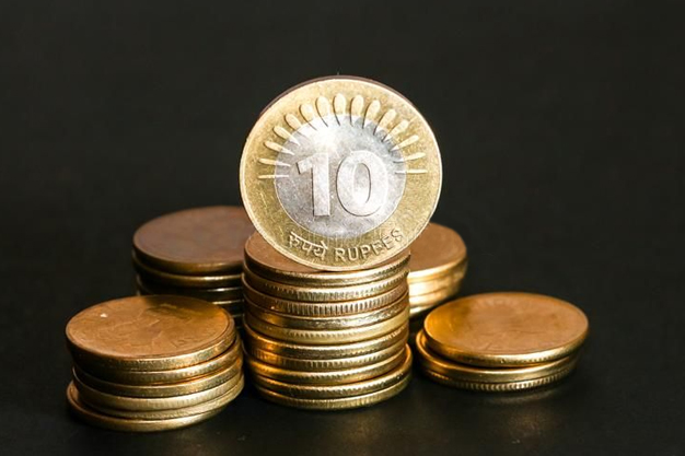 10 rupess coin