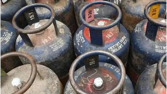 delhi commercial gas cylinder
