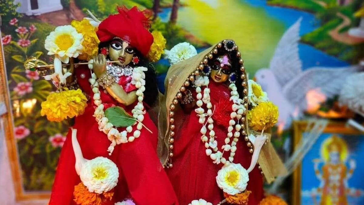 sharad purnima pr radha krishna ki puja karne se kya hota hai