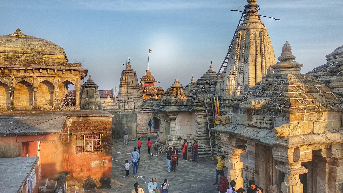 entering temple rules