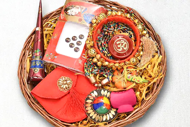 best gifts for saas on Karwa Chauth