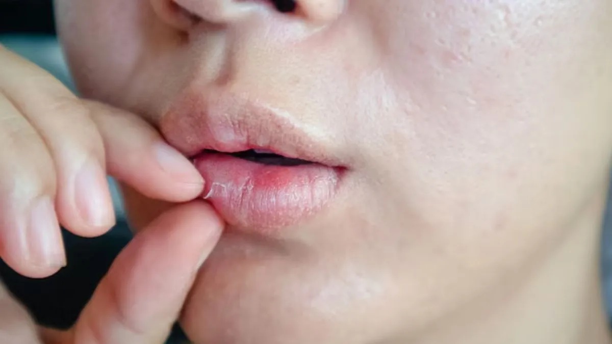 steps for overnight lip nourishment