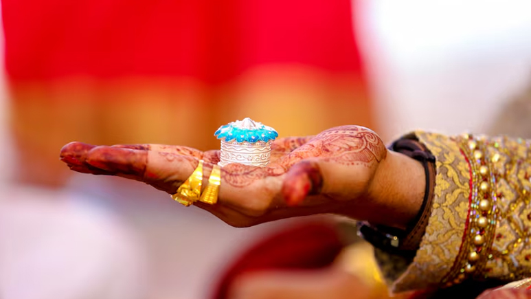 sindoor applying time karwa chauth