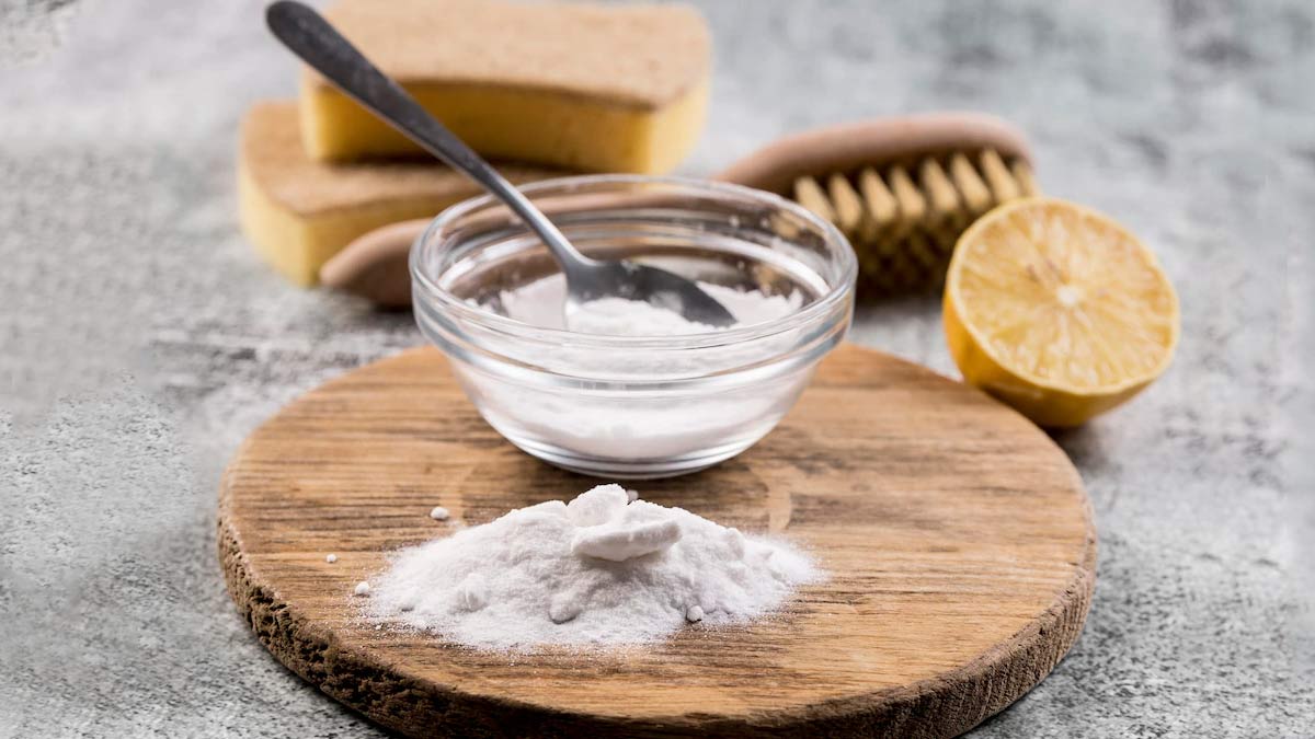 baking soda lemon paste for clothing stains