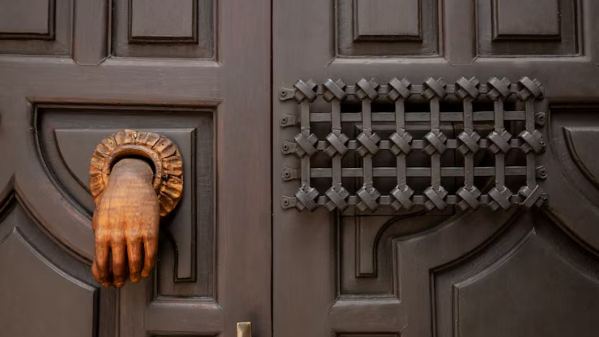 worlds mysterious doors (2)