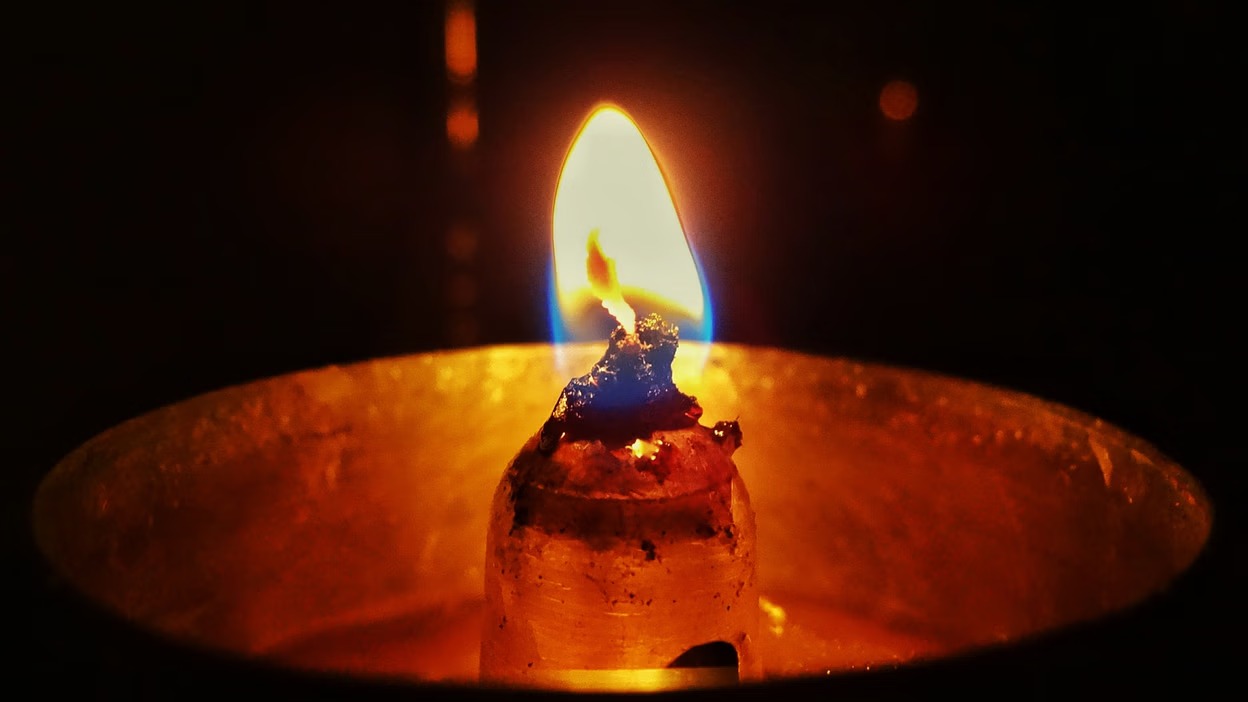 diwali pr kab jalaye akhand jyot