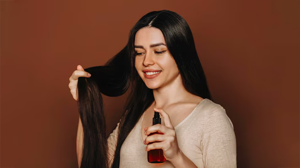 Dulhan Hair Care Routine: शादी से पहले बालों में लाएं नेचुरल शाइन, फॉलो करें ये आसान हेयर केयर टिप्स