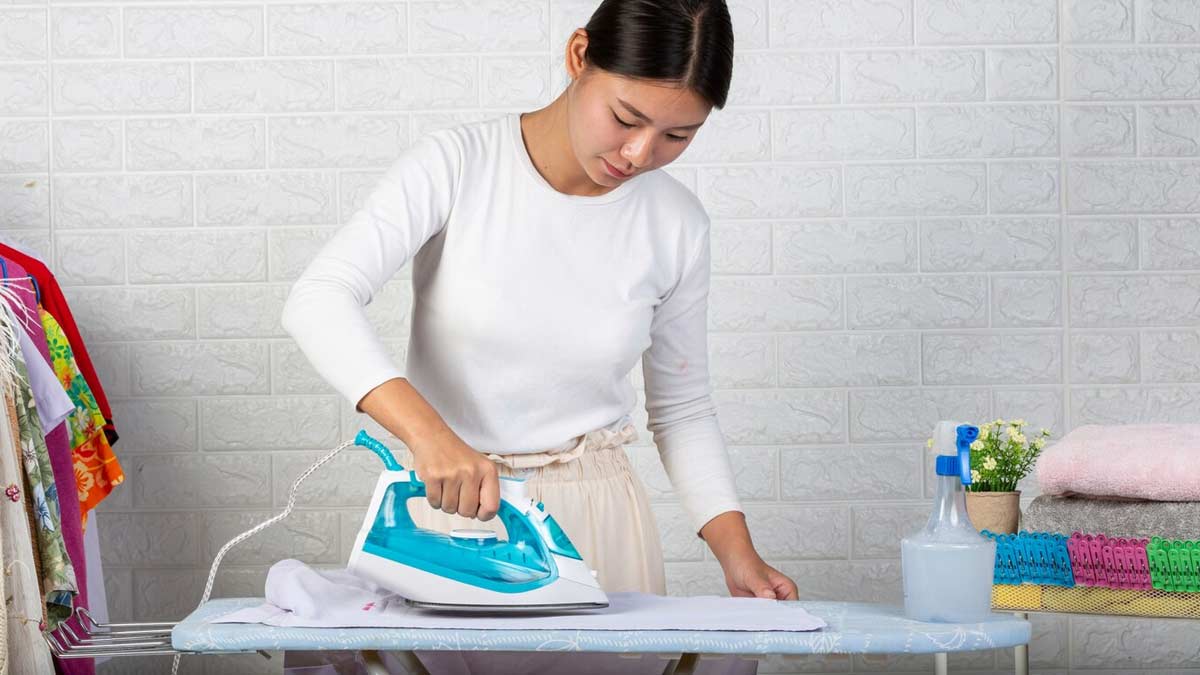 3 ways to get rid of stinky odors in winters clothes12