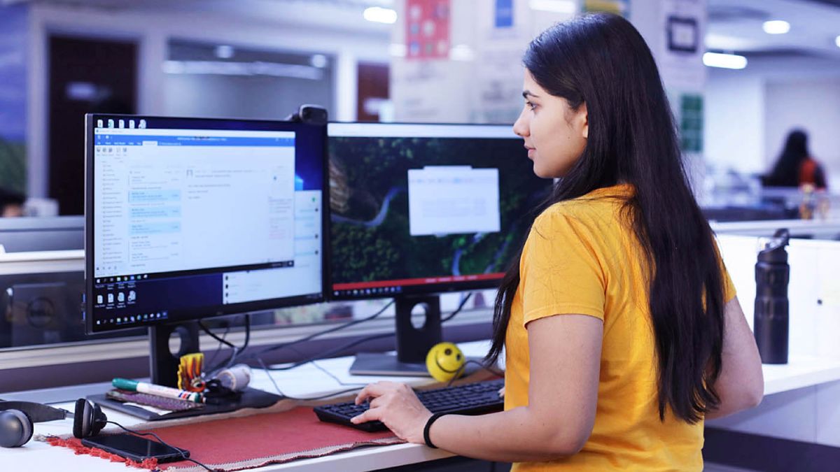 how to find internship opportunities after completing studies