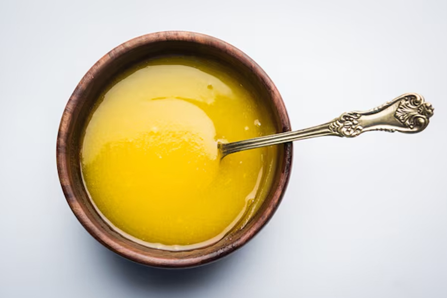 desi ghee for skin