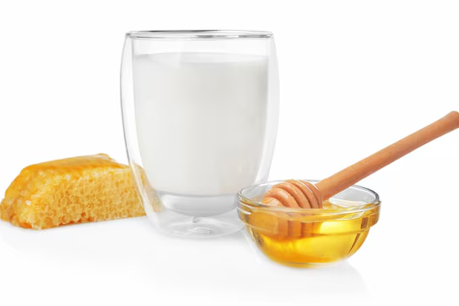 raw milk and honey face pack