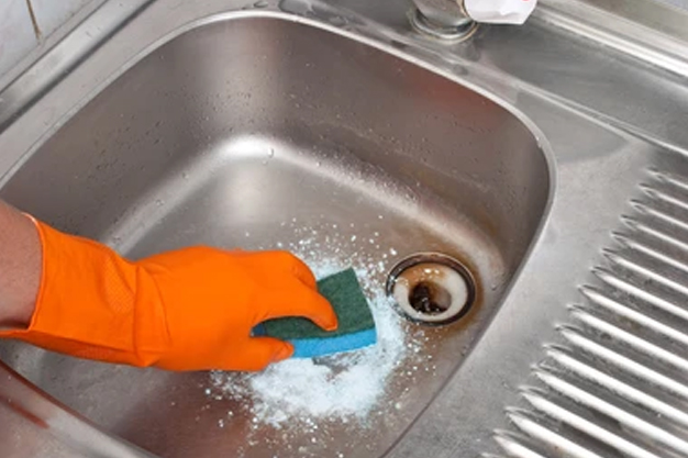 kitchen sink cleaning hacks