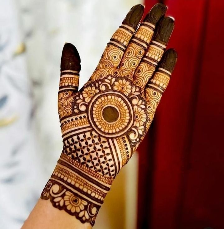 new gol tikki mehndi designs
