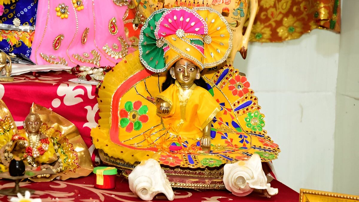 sardi mein laddu gopal ki puja ke niyam