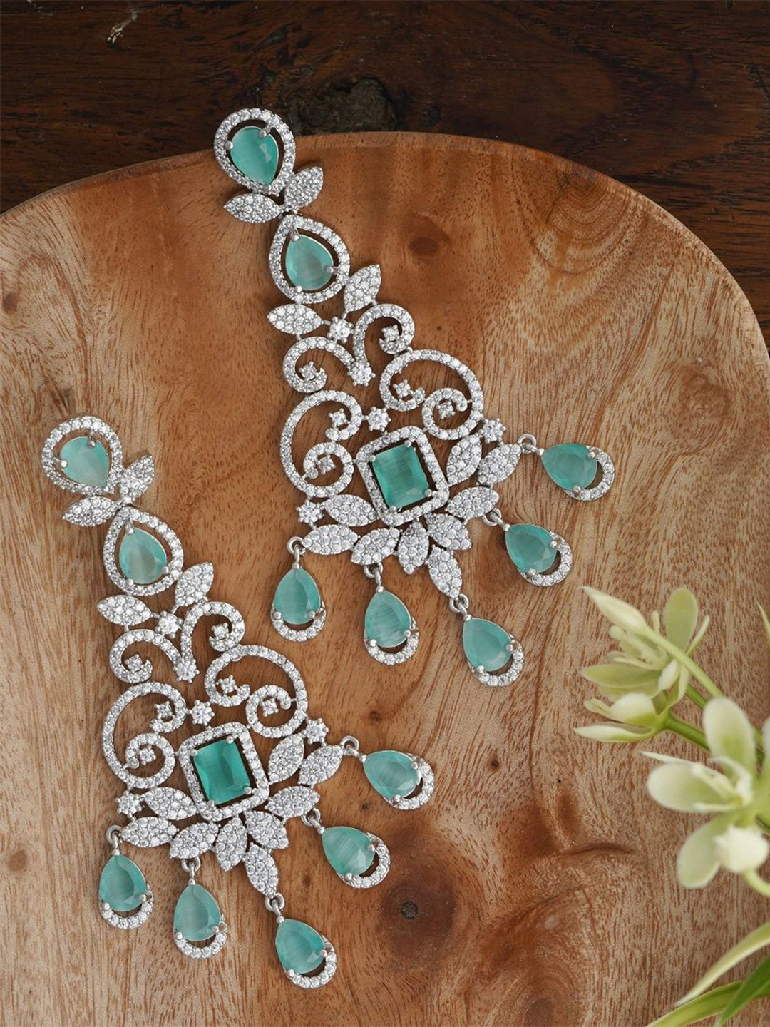 amrikan diamond jhumka