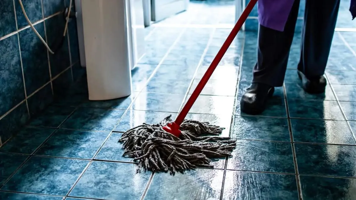 how to prevent slippery floors