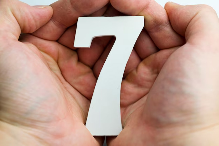number 7 personality