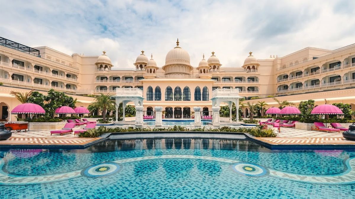udaipur fairmont palace for wedding (1)