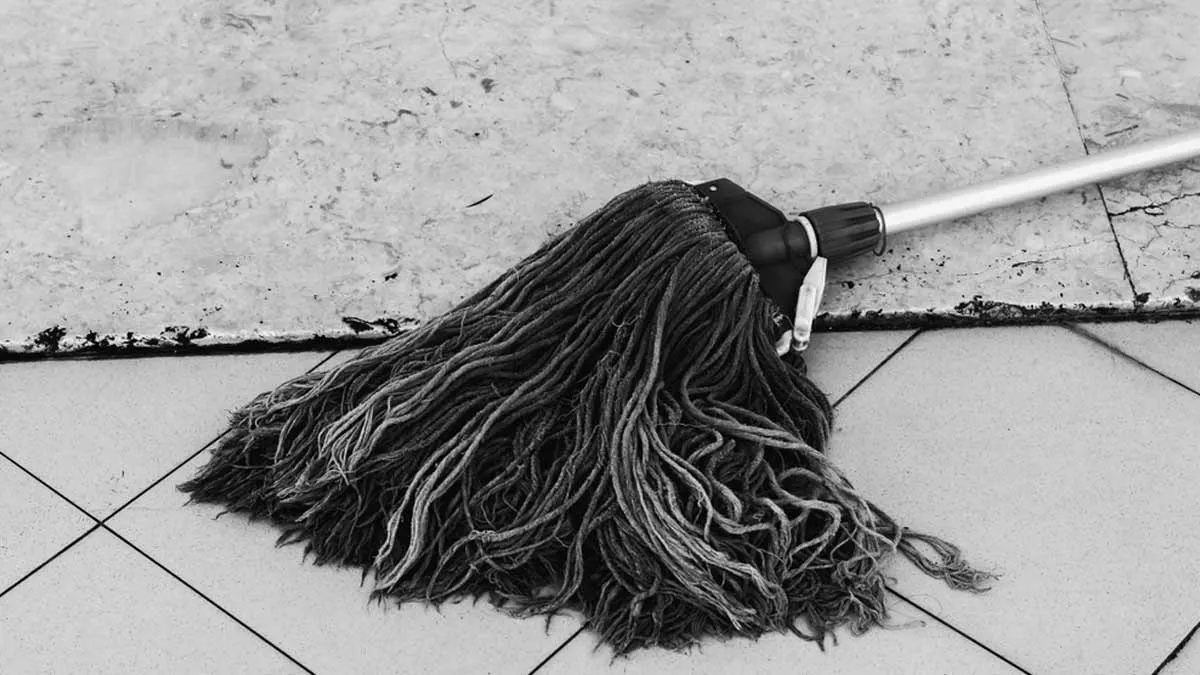 ganda pocha ka kapda kaise saaf kare