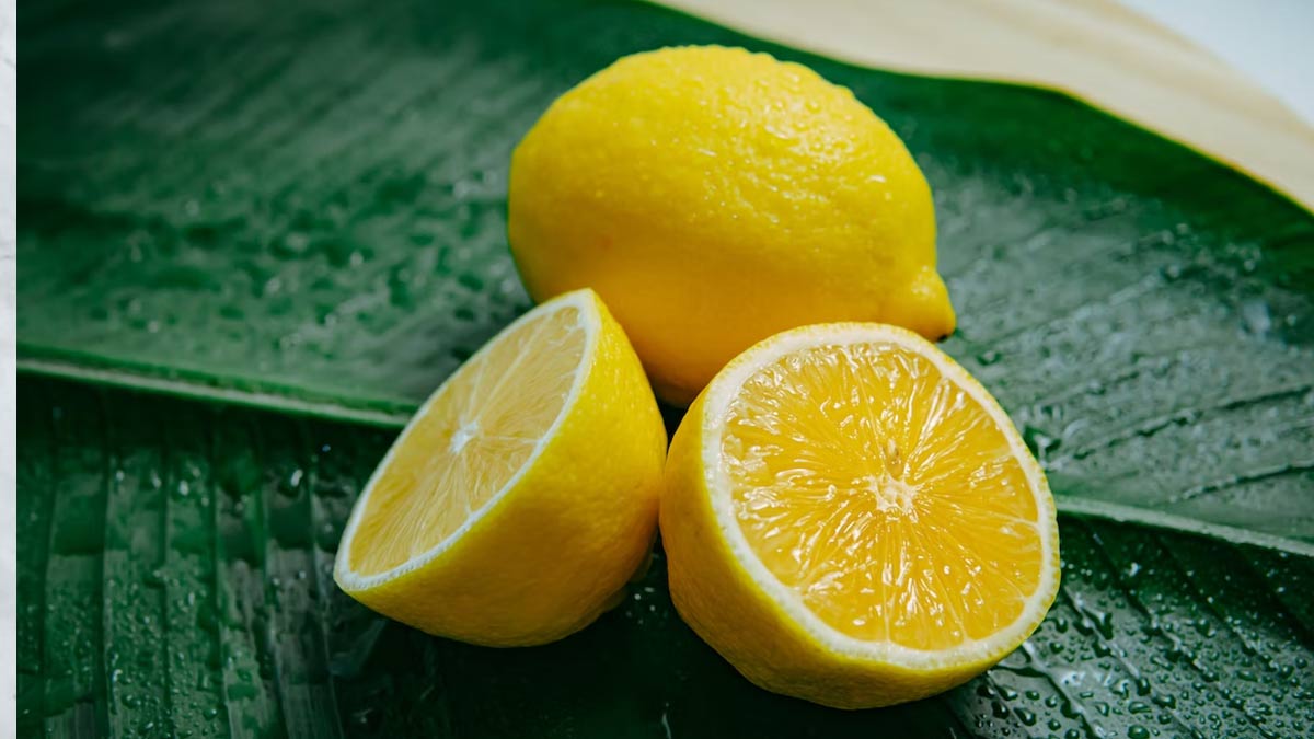 nimbu hack to remove white stain from black dress