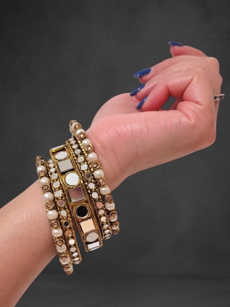 latest mirror kangan designs