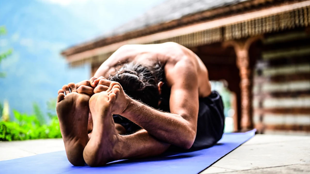 Paschimottanasana to control blood sugar