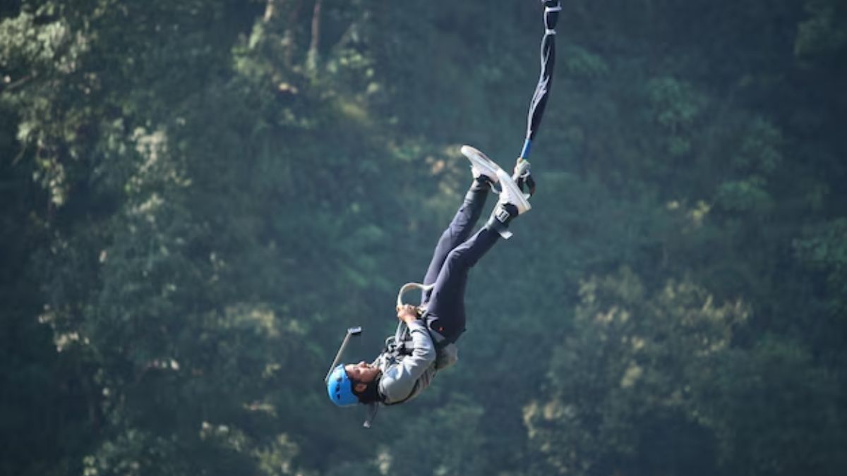 Bungee Jumping करते समय कहीं हो न जाए हादसा? अगर आप भी प्‍लान कर रही हैं तो इन 5 बातों का रखें ध्‍यान
