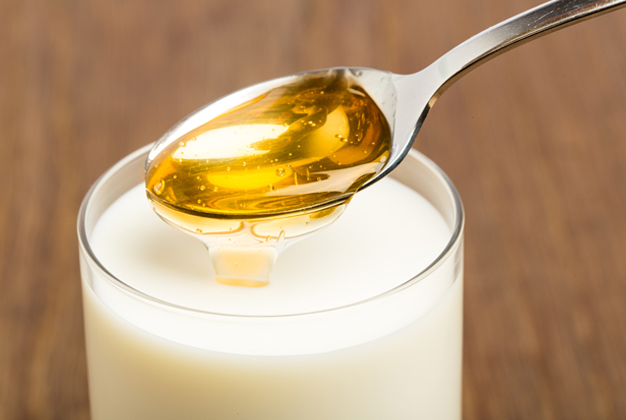 honey and milk benefits