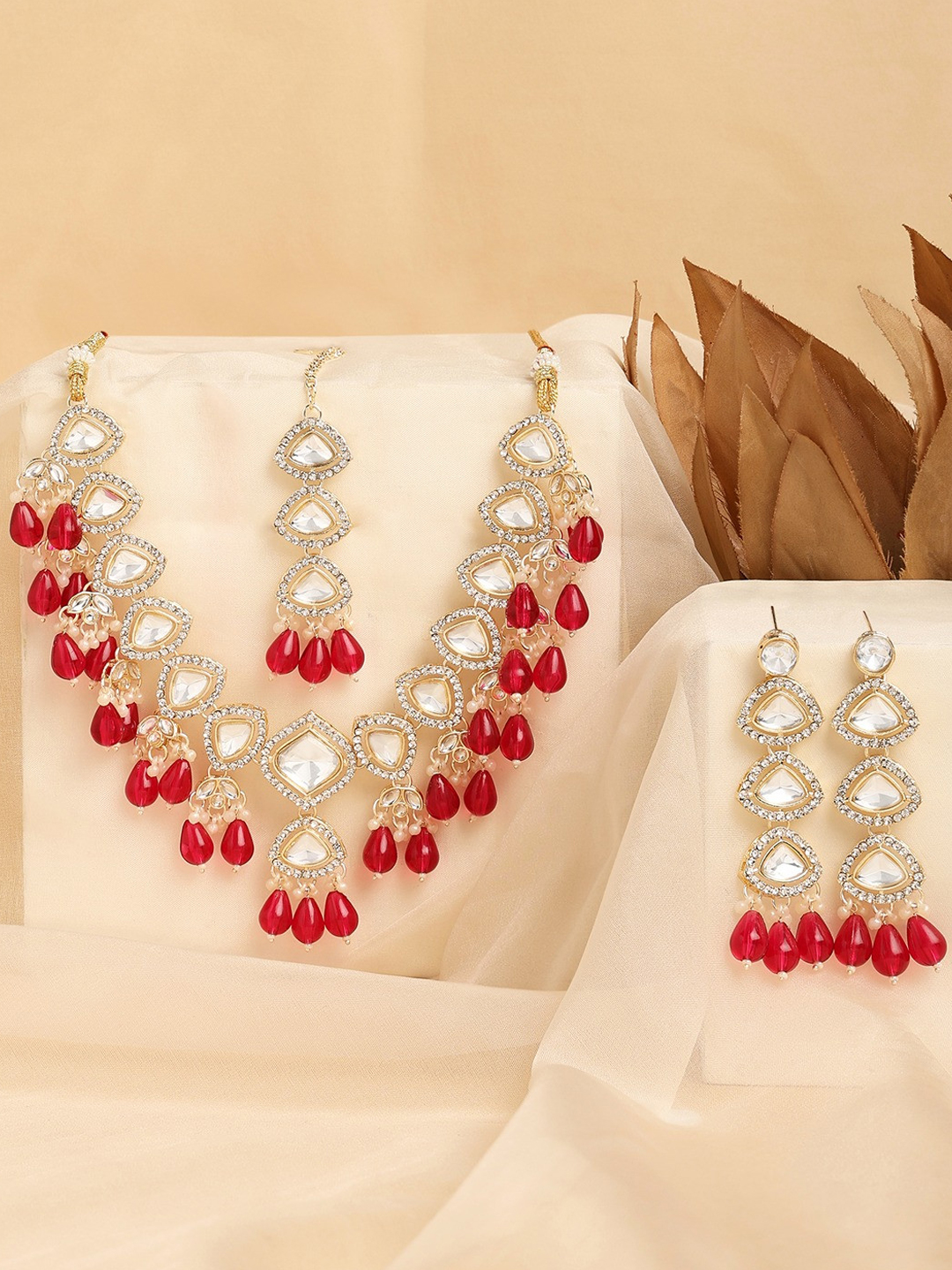 red white jewellery