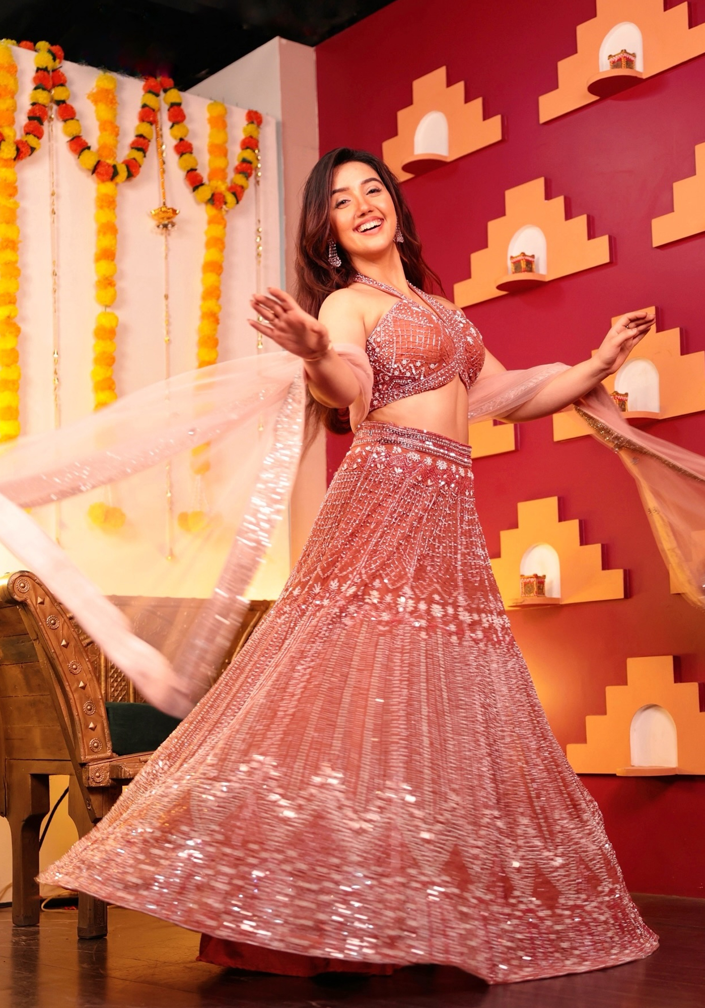 ashnoor kaur indian look