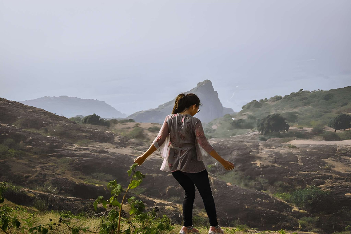 dream of falling meaning