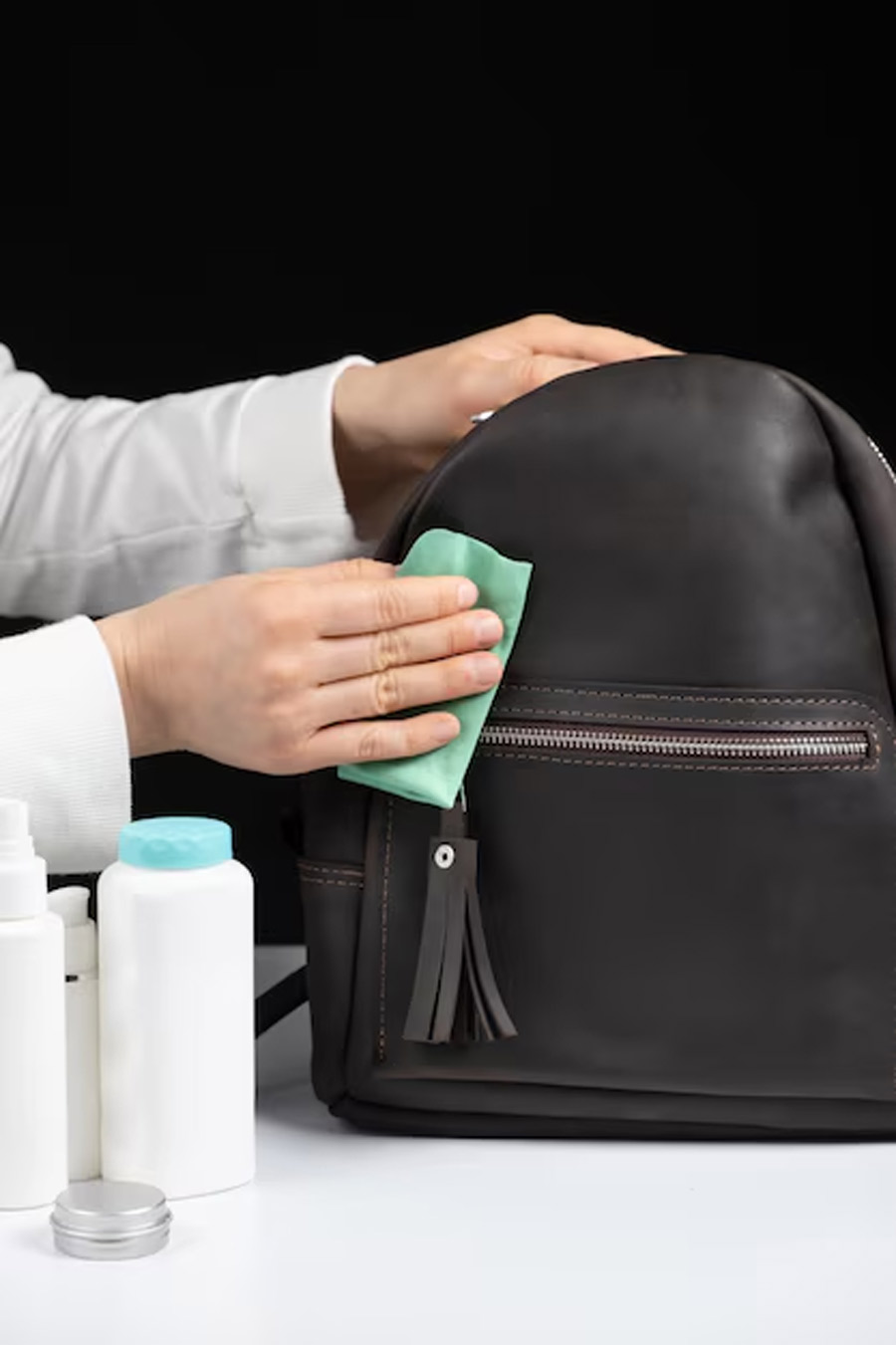 leather bag cleaning tips