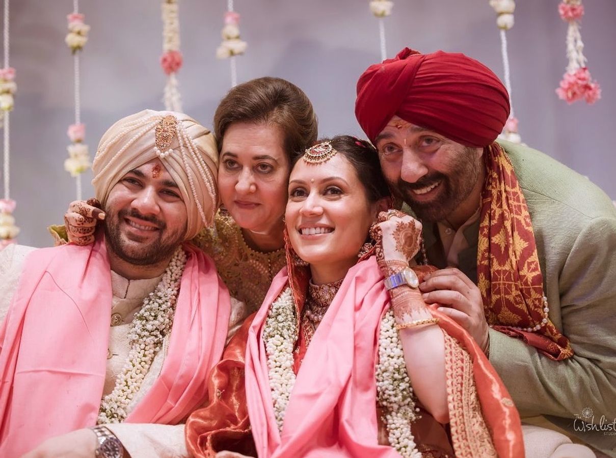 dharmendra daughter in law pooja deol