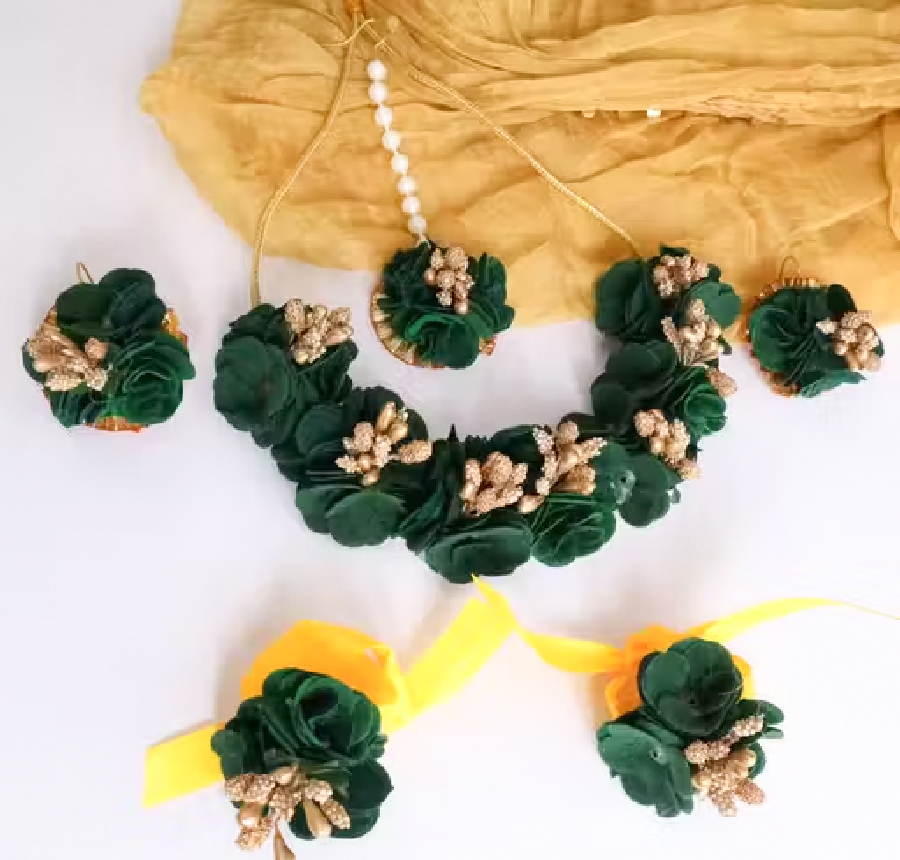 floral jewellery for mehndi