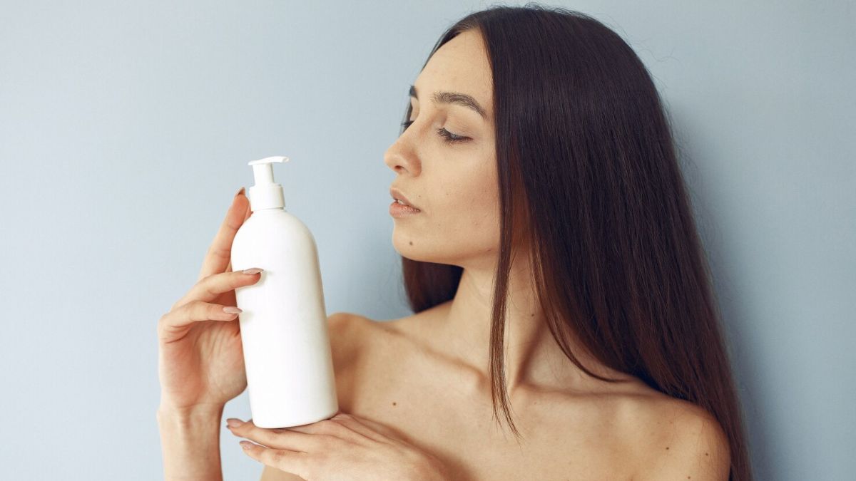 DIY Body Cream:  महंगे लोशन के बजाय ट्राई करें ये खास घर बना बॉडी क्रीम, सर्दियों में स्मूथ बनेगी स्किन