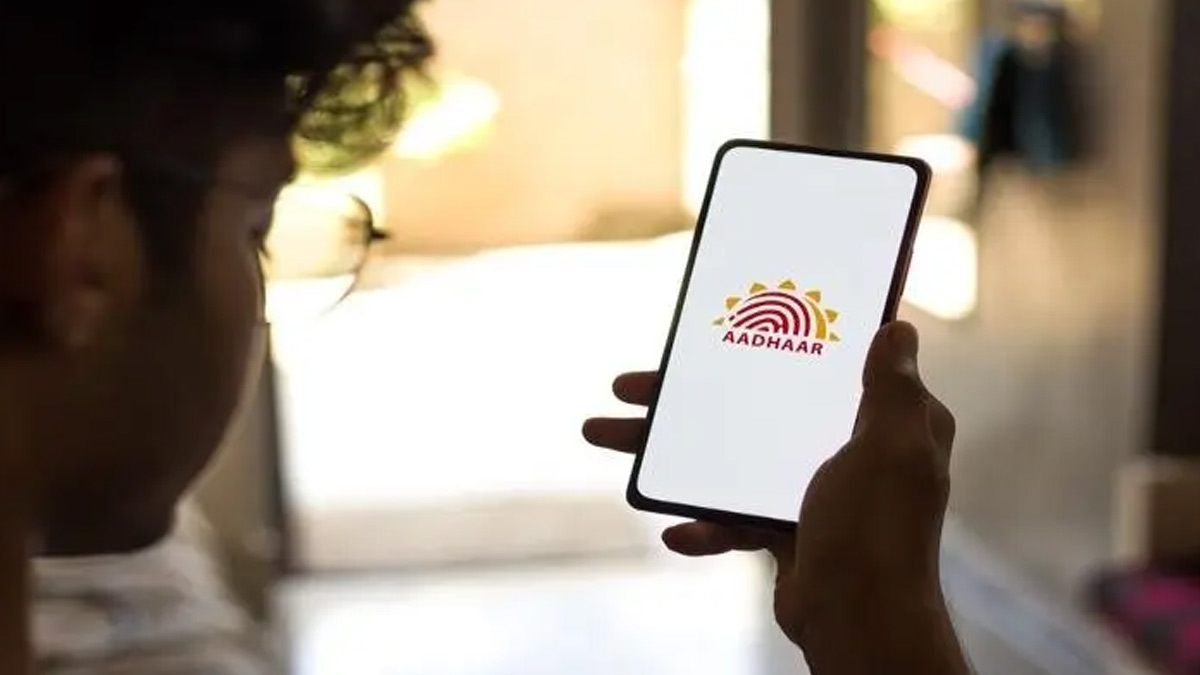 What is easy process to update mobile number on Aadhaar Card