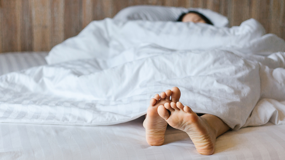 benefits of sleeping with one foot out