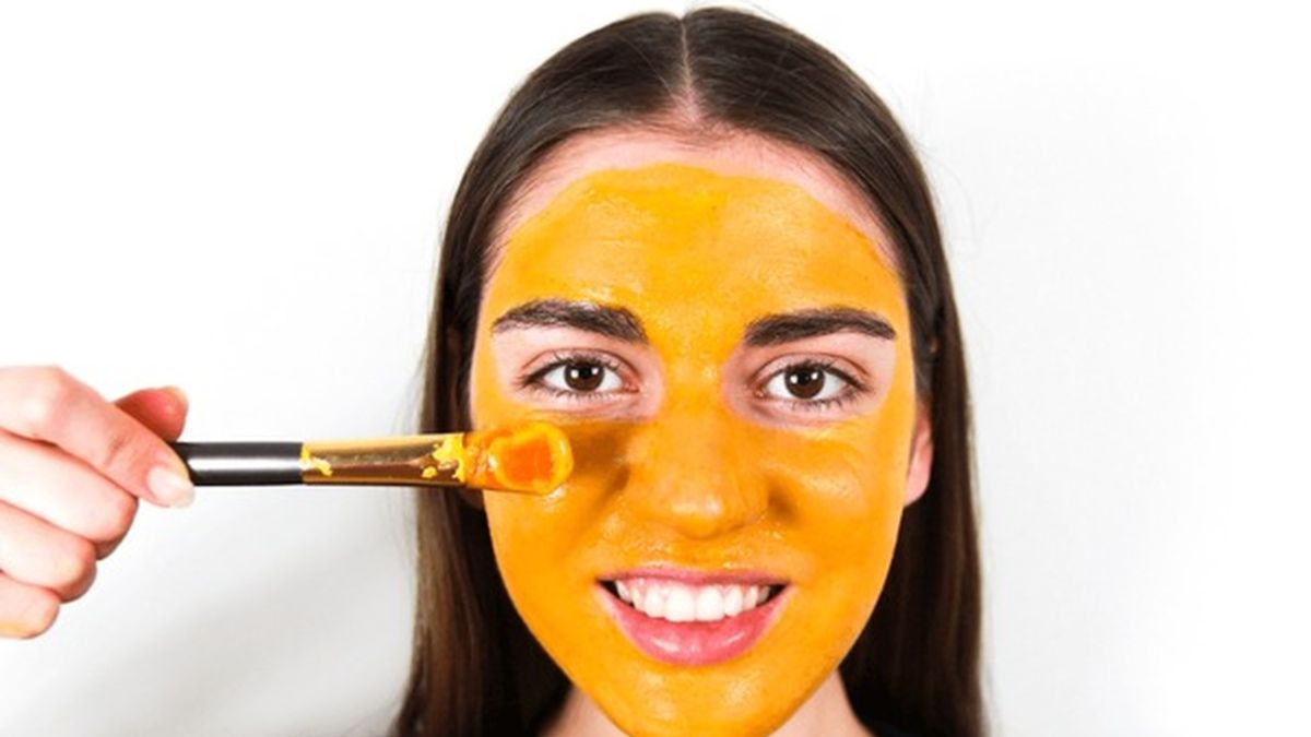 Winter Skin Care के लिए उबटन में कौन सी Haldi मिक्‍स करने पर निखर जाएगा आपका रंग? एक्‍सपर्ट से जानें