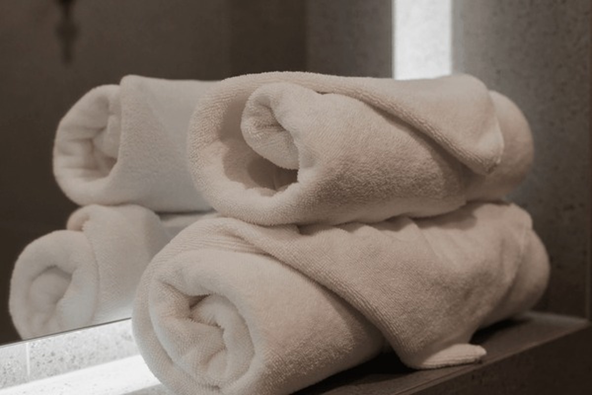 5 star hotel bathroom