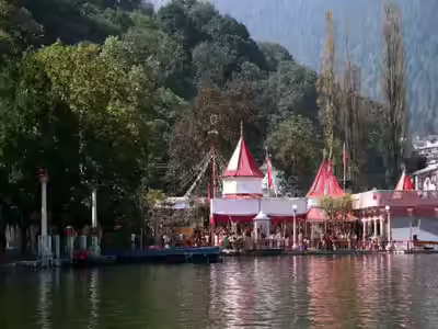 beautiful places to visit near neem karoli baba temple uttarakhand