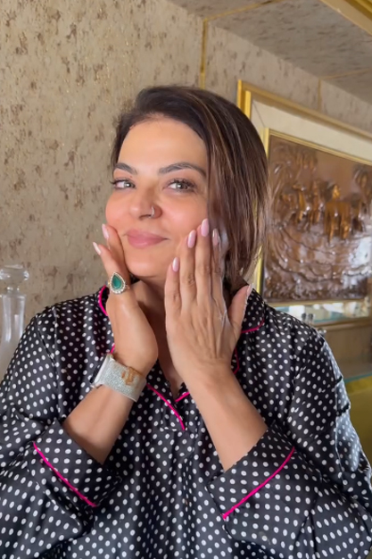 skin polish for winter glow by sheeba