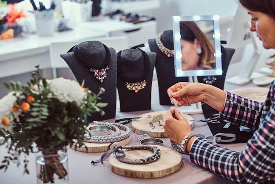 2 - 2025-12-09T173855.127