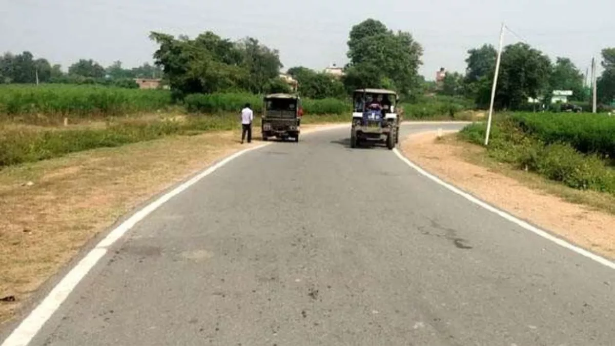 model mega link road project