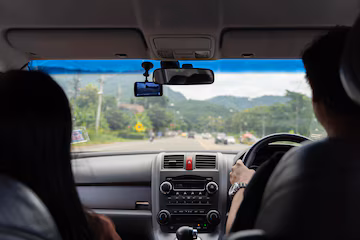 couple kiss viral video toll plaza manager recorded private movement on cctv and blackmailed know safety tips