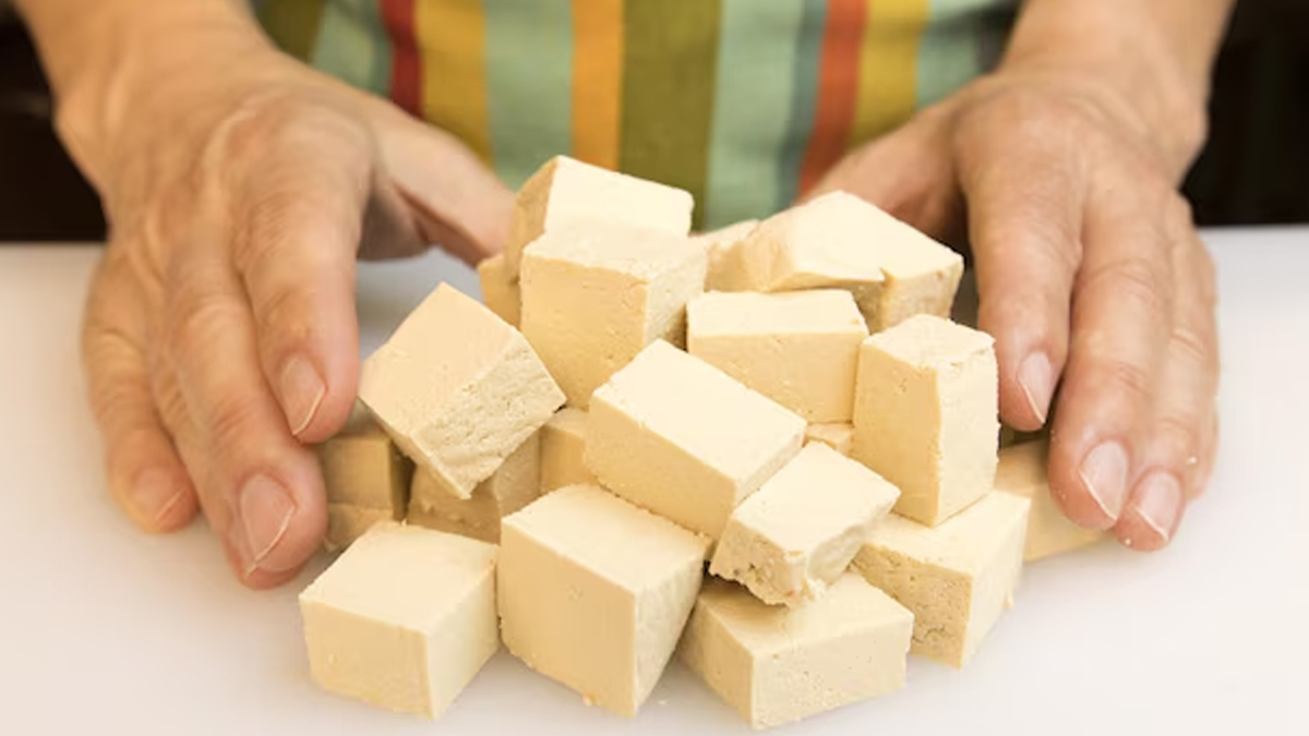 How to identify synthetic paneer