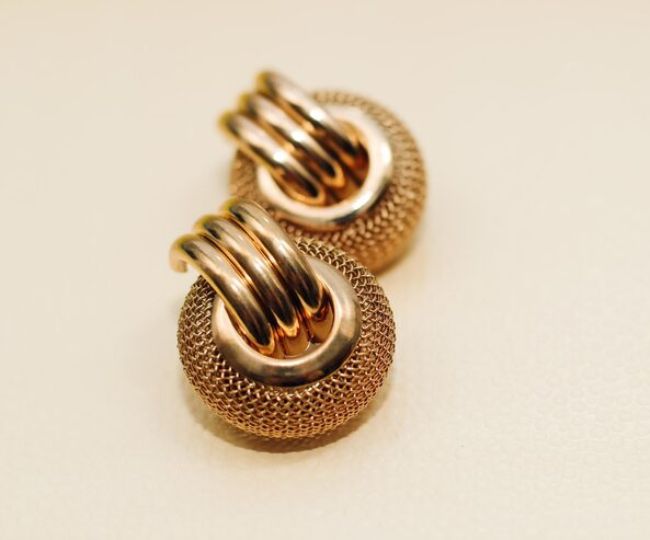 gold tops earring